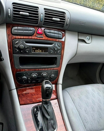 Mercedes-Benz Klasa C cena 13900 przebieg: 159000, rok produkcji 2001 z Wrocław małe 277